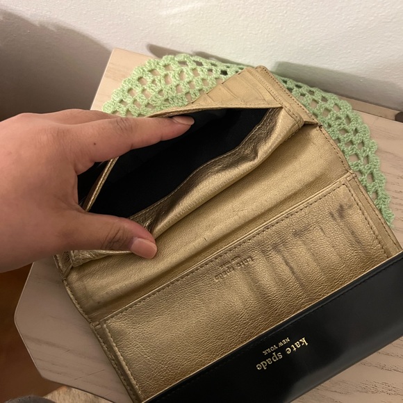 PRE-LOVED Kate Spade Black Wallet - Picture 3 of 10